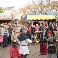 Marktleute_Mittelalterlicher Markt