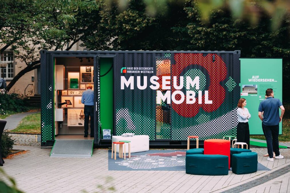 MuseumMobil - Eine mobilde Ausstellung des Haus der Geschichte NRW