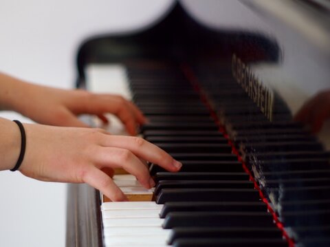 Musikschultag Klavierhände