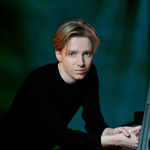 RESONANZEN | Julius Asal