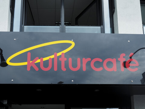 Kulturcafé Logo am Eingang