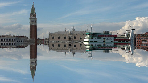 Gudrun Kemsa, CANAL GRANDE, 2024, 1-Kanal-Videoinstallation, 3:13 Min., 4 K, Farbe, Sound