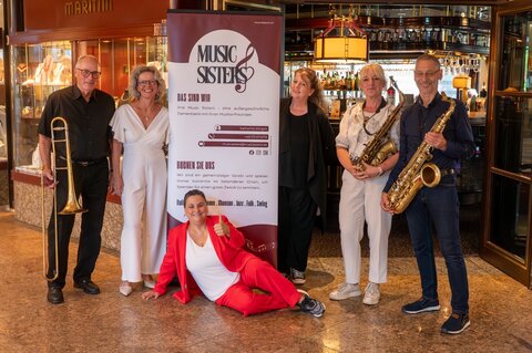 Die Music Sisters werden mit Ihnen die Freude an der Music teilen.