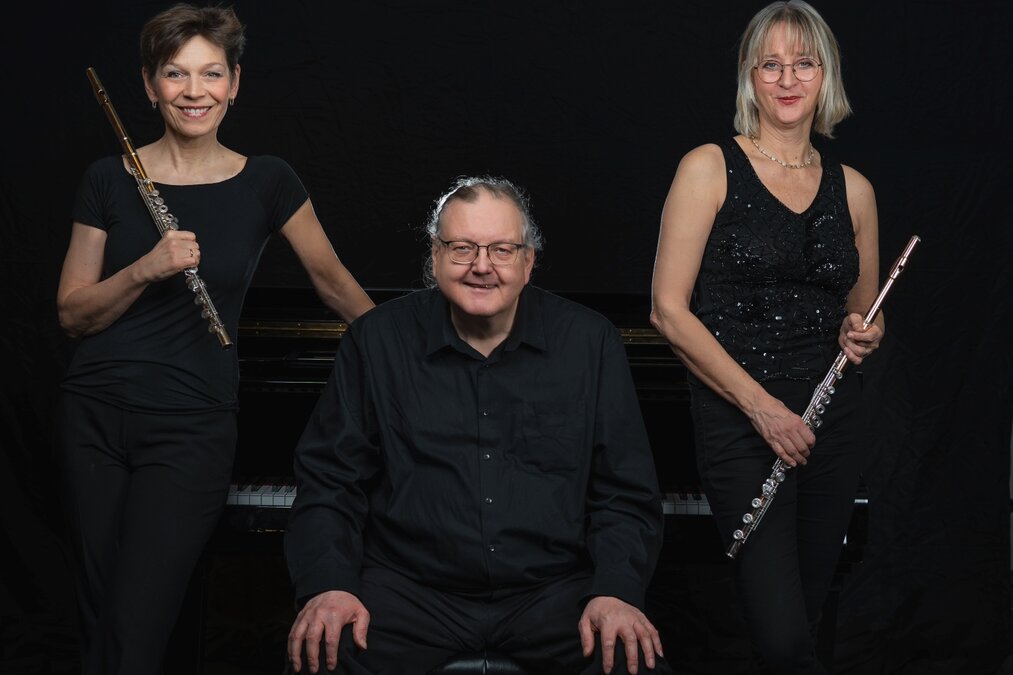 Trio Villano-3