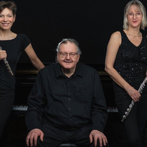 Trio Villano-3