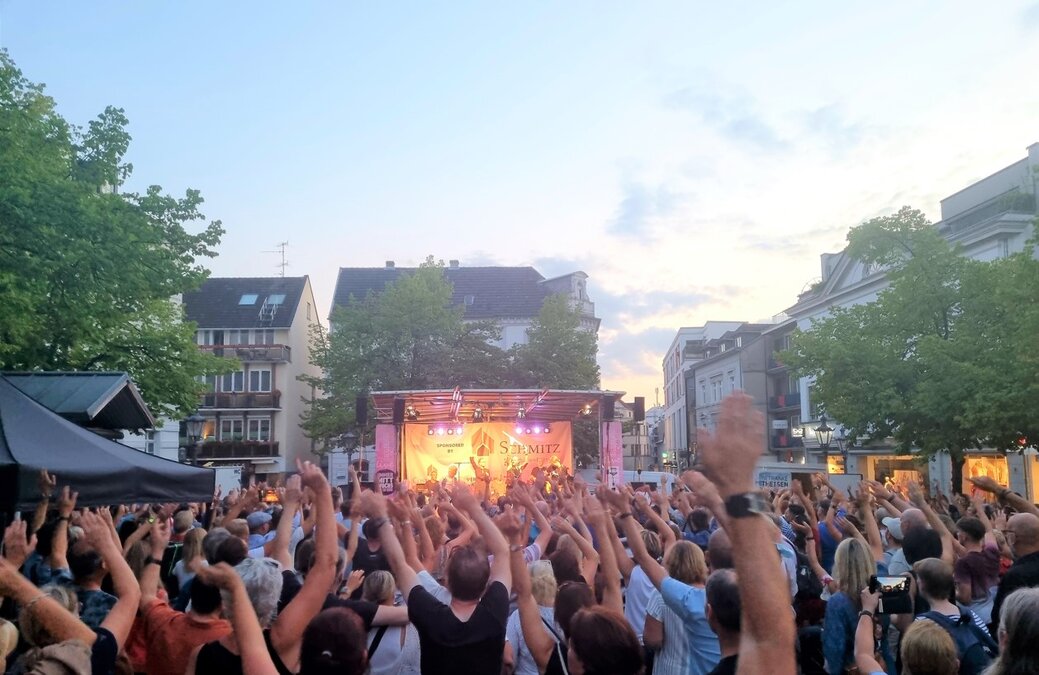 Siegburg Sommer Live 2022 auf dem Siegburger Marktplatz